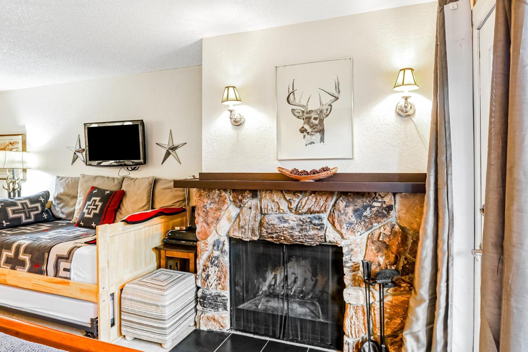 Brighton #108 Hotel เกิร์ดวูด ภายนอก รูปภาพ
